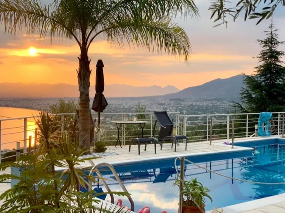 Marine'S Lux Villa:Golden Sunset Kalamata Zewnętrze zdjęcie