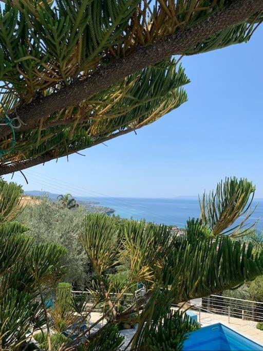 Marine'S Lux Villa:Golden Sunset Kalamata Zewnętrze zdjęcie