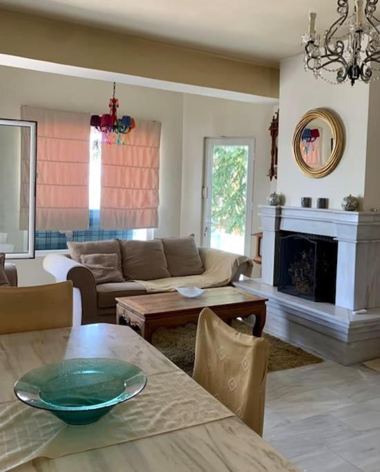 Marine'S Lux Villa:Golden Sunset Kalamata Zewnętrze zdjęcie